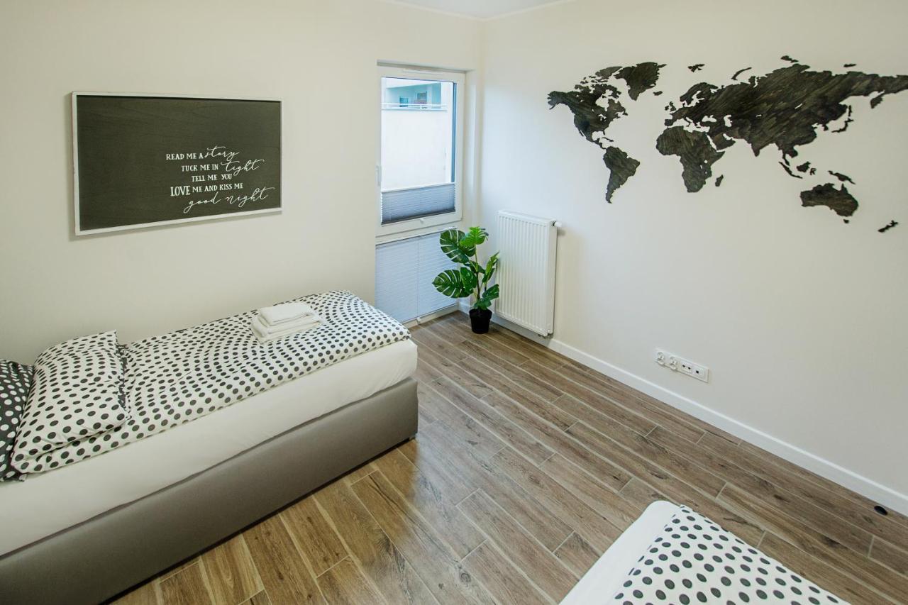 Apartament Centrum Xl - Komfortowe Noclegi ピアセチュノ エクステリア 写真