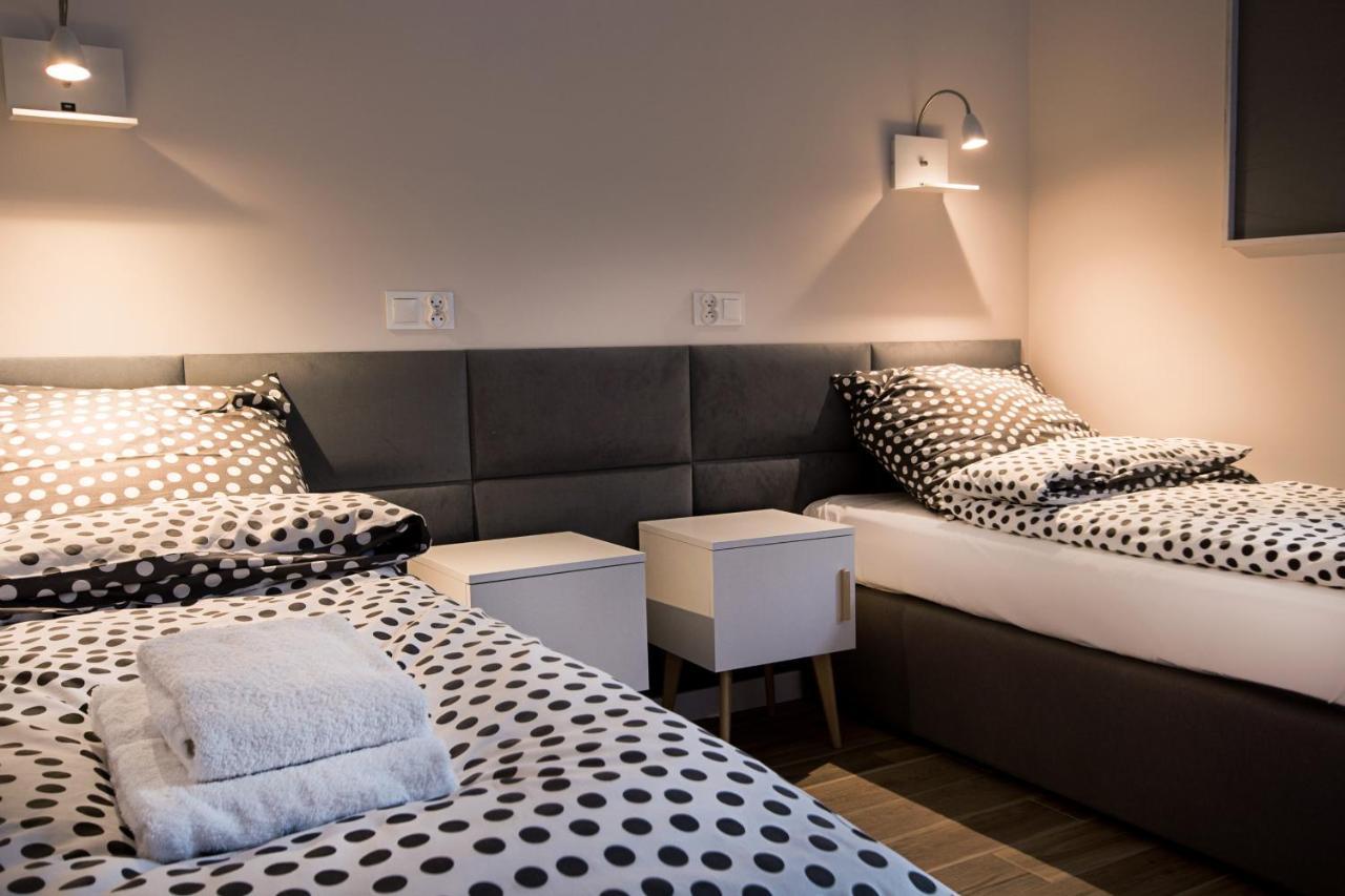 Apartament Centrum Xl - Komfortowe Noclegi ピアセチュノ エクステリア 写真